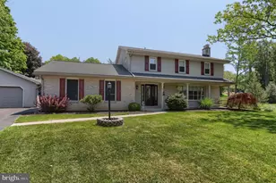 321 Concord Ct, Hershey, PA 17033 - Photo 3