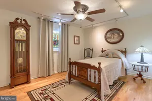 321 Concord Ct, Hershey, PA 17033 - Photo 37