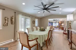 321 Concord Ct, Hershey, PA 17033 - Photo 17