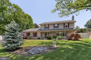 321 Concord Ct, Hershey, PA 17033 - Photo 1
