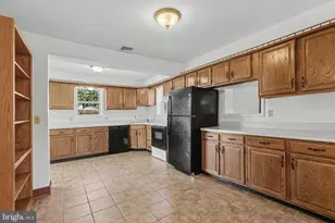 214 N Railroad St, Hummelstown, PA 17036 - Photo 9