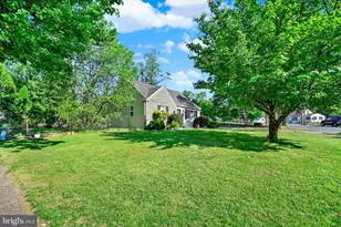1716 Glenside Dr, Harrisburg, PA 17109 - Photo 3