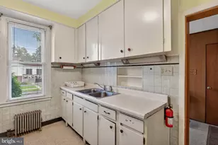 235 S 29th St, Harrisburg, PA 17103 - Photo 11