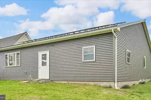 334 E Market St, Lykens, PA 17048 - Photo 35