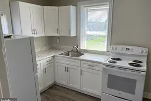 132 E Main St, Middletown, PA 17057 - Photo 3