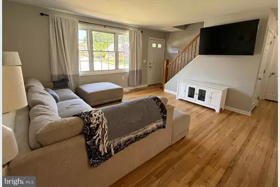 326 E Roosevelt Avenue, Middletown, PA 17057 - Photo 3