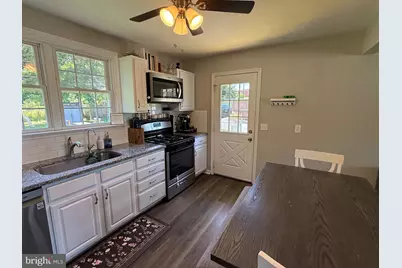 326 E Roosevelt Avenue, Middletown, PA 17057 - Photo 7