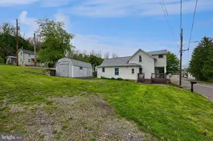 534 Pottsville St, Wiconisco, PA 17097 - Photo 3
