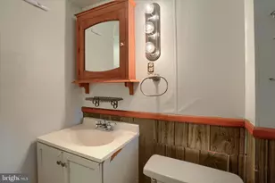 107-109 E Main St, Hummelstown, PA 17036 - Photo 21