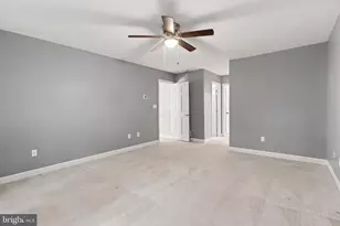 1071 Knoll Dr, Hummelstown, PA 17036 - Photo 11
