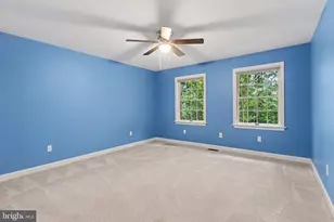 1071 Knoll Dr, Hummelstown, PA 17036 - Photo 19