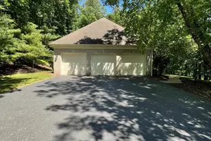 1071 Knoll Dr, Hummelstown, PA 17036 - Photo 23