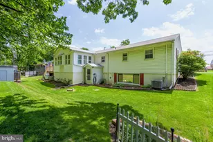 5620 Plainview Rd, Harrisburg, PA 17111 - Photo 3