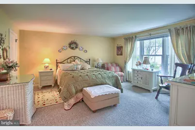 563 Roslaire Drive, Hummelstown, PA 17036 - Photo 13