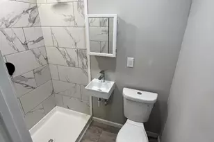 1807 N 2nd St, Harrisburg, PA 17102 - Photo 17