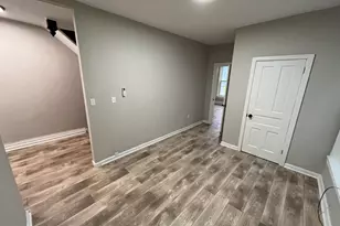 1807 N 2nd St, Harrisburg, PA 17102 - Photo 9