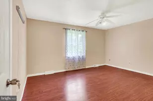552 Oriole Ct, Harrisburg, PA 17111 - Photo 13