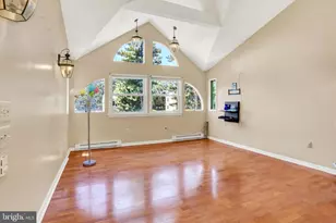 552 Oriole Ct, Harrisburg, PA 17111 - Photo 5