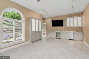 2394 Forest Hills Dr, Harrisburg, PA 17112 - Photo 11