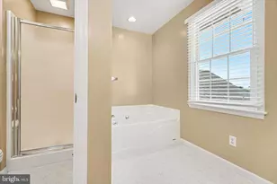 1140 Woodridge Dr, Middletown, PA 17057 - Photo 13