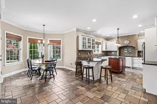 2312 Forest Ln, Harrisburg, PA 17112 - Photo 9