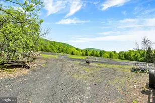 239 Hill St, Lykens, PA 17048 - Photo 27
