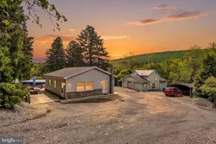 239 Hill St, Lykens, PA 17048 - Photo 37
