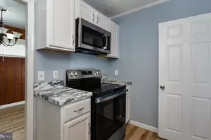 13 Judy Ln, Harrisburg, PA 17112 - Photo 19