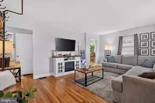 232 S Harrisburg St, Harrisburg, PA 17113 - Photo 3