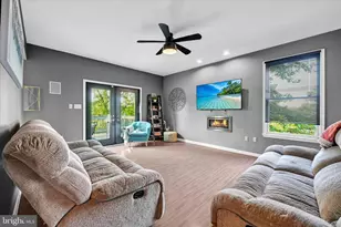 1602 Churchill Rd, Harrisburg, PA 17111 - Photo 21