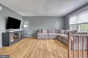 6239 Spring Knoll Dr, Harrisburg, PA 17111 - Photo 7