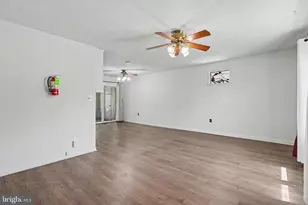 1024 Buttonwood Dr, Harrisburg, PA 17109 - Photo 13