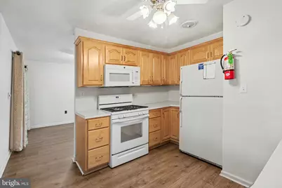 1024 Buttonwood Drive, Harrisburg, PA 17109 - Photo 17