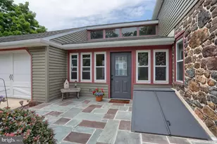 6767 Schoolhouse Rd, Hershey, PA 17033 - Photo 5