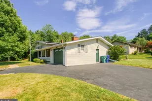 4209 Valley Rd, Harrisburg, PA 17112 - Photo 5