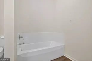 130 Leonard Ln, Harrisburg, PA 17111 - Photo 15