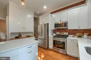 1605 Green St, Harrisburg, PA 17102 - Photo 9