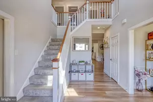 2418 Hawthorne Dr, Harrisburg, PA 17110 - Photo 9