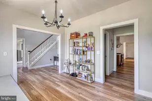 2418 Hawthorne Dr, Harrisburg, PA 17110 - Photo 15