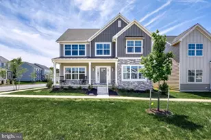 2418 Hawthorne Dr, Harrisburg, PA 17110 - Photo 3