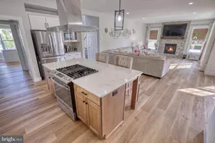 2418 Hawthorne Dr, Harrisburg, PA 17110 - Photo 29