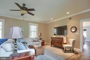 535 W High St, Hummelstown, PA 17036 - Photo 9