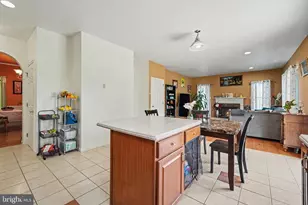 7322 Cobble Stone Dr, Harrisburg, PA 17112 - Photo 9