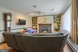 2154 S 3rd Ave, Steelton, PA 17113 - Photo 7