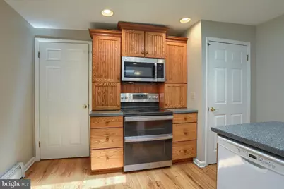 2154 S 3rd Avenue, Steelton, PA 17113 - Photo 13