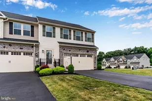 4266 Secretariat St, Harrisburg, PA 17112 - Photo 3