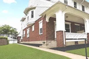 2012 Bellevue Rd, Harrisburg, PA 17104 - Photo 3