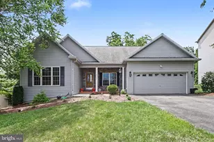 4736 Chatham Way, Harrisburg, PA 17110 - Photo 1