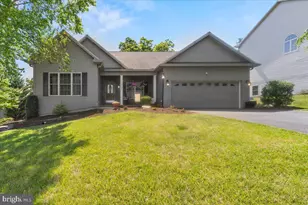 4736 Chatham Way, Harrisburg, PA 17110 - Photo 3