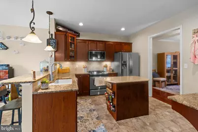 4736 Chatham Way, Harrisburg, PA 17110 - Photo 15